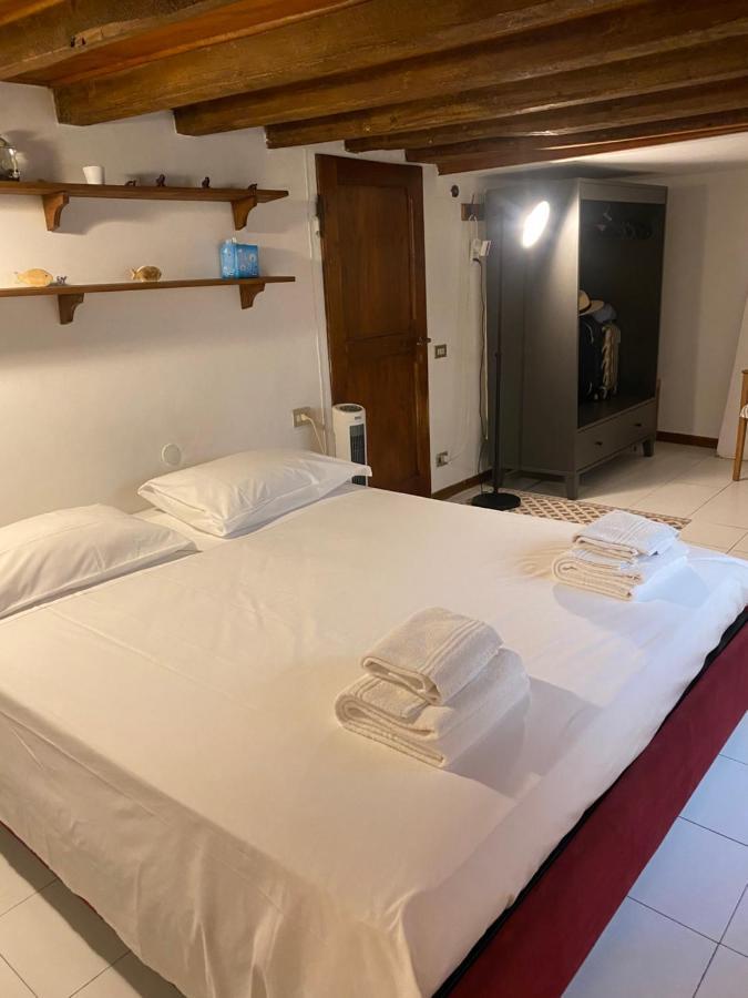 Piccola Stanza Al Duomo Apartment ฟลอเรนซ์ ภายนอก รูปภาพ
